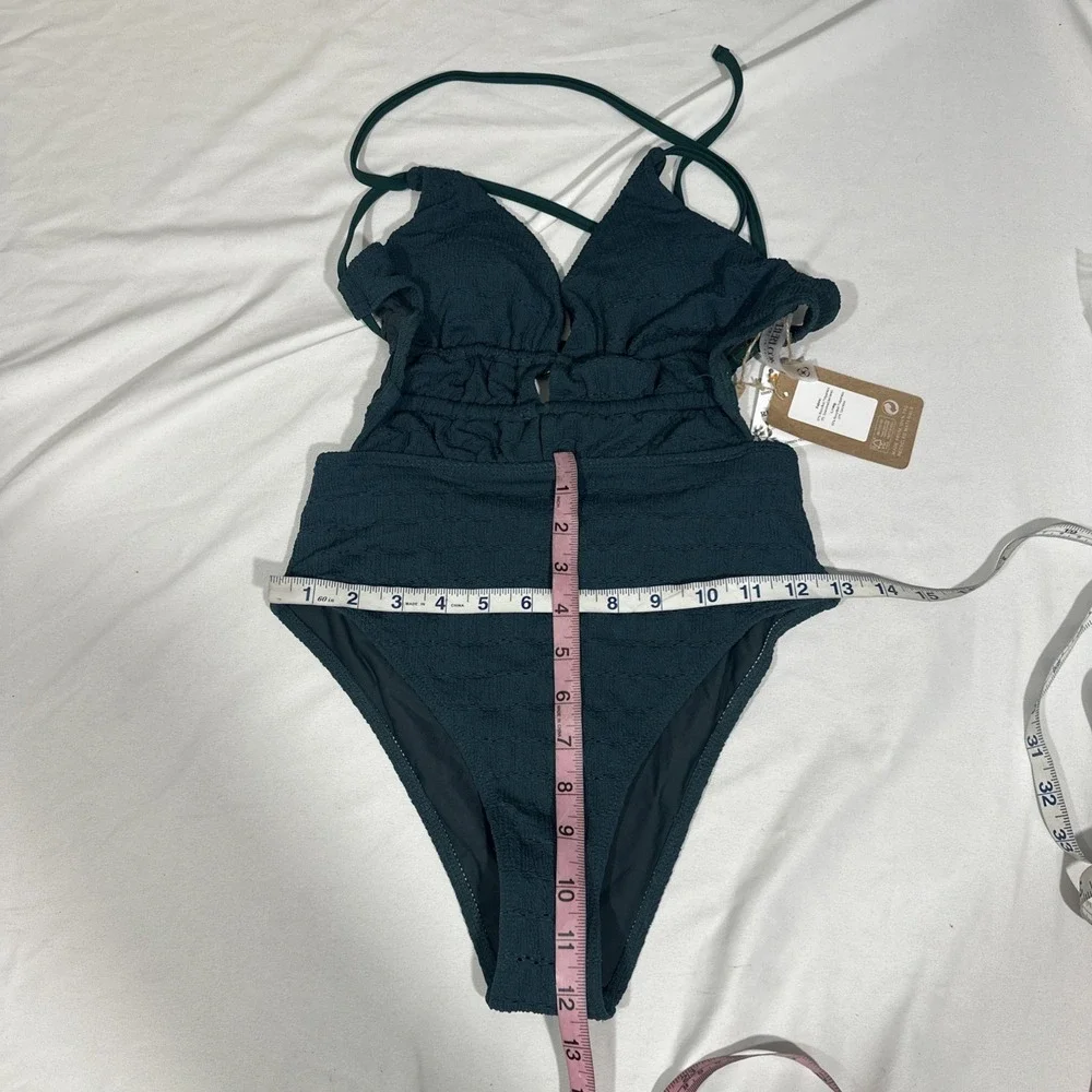 NWT $55 Berlook‎ [ Small ] Dark Green Textured Plunge One-Piece Swimsuit #7077